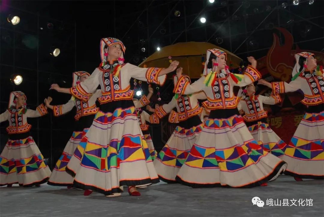 活动预告峨山县2023年火把节暨第六届彝族花鼓舞艺术节三天小狂欢等您