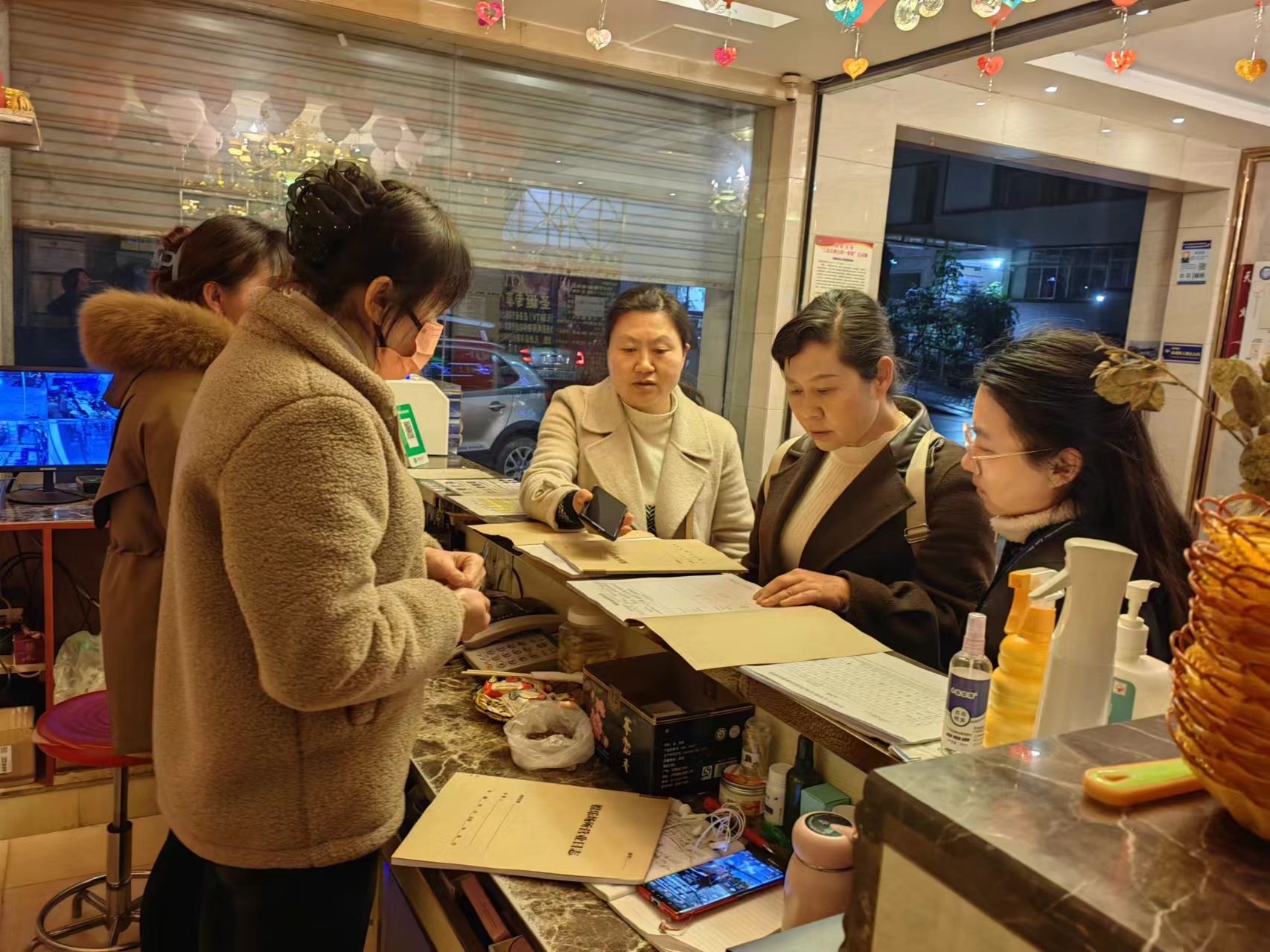 https://manager.ynggwhy.cn/file/group14/M00/0B/88/rBABZ2XBlsyEP6EcAAAAALajBLI076.jpg
