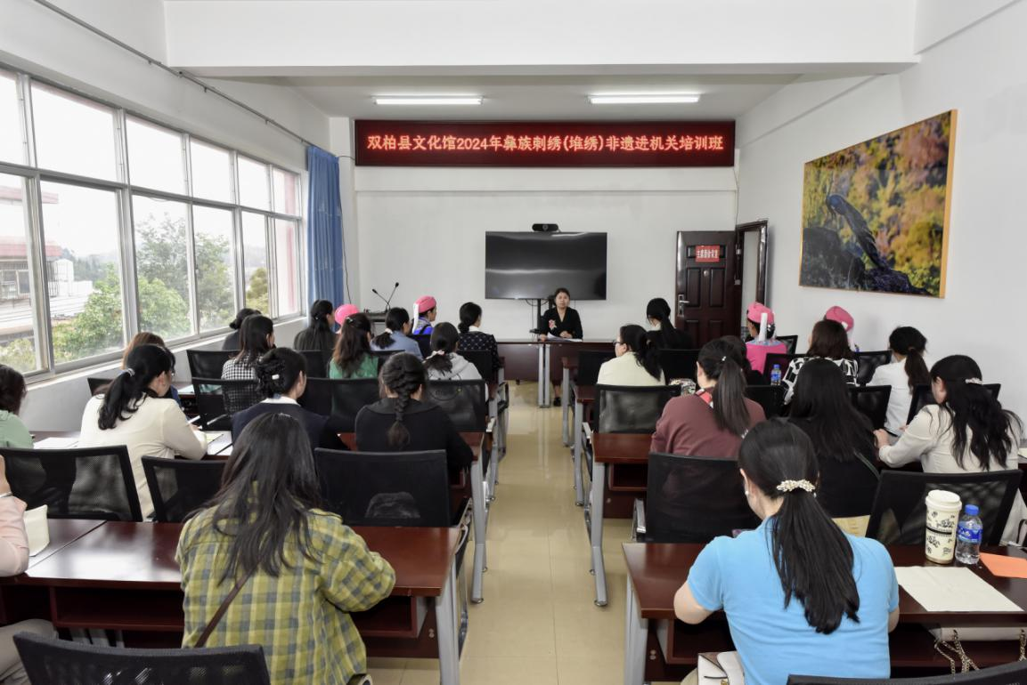 https://manager.ynggwhy.cn/file/group15/M00/12/72/rBABBmZLDheEG0UAAAAAALLceWE502.png