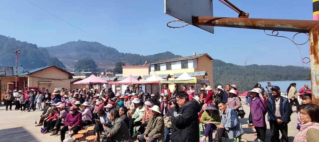 https://manager.ynggwhy.cn/file/group16/M00/0B/0A/rBABWWez4Y-EeaOPAAAAALtkwVM042.jpg
