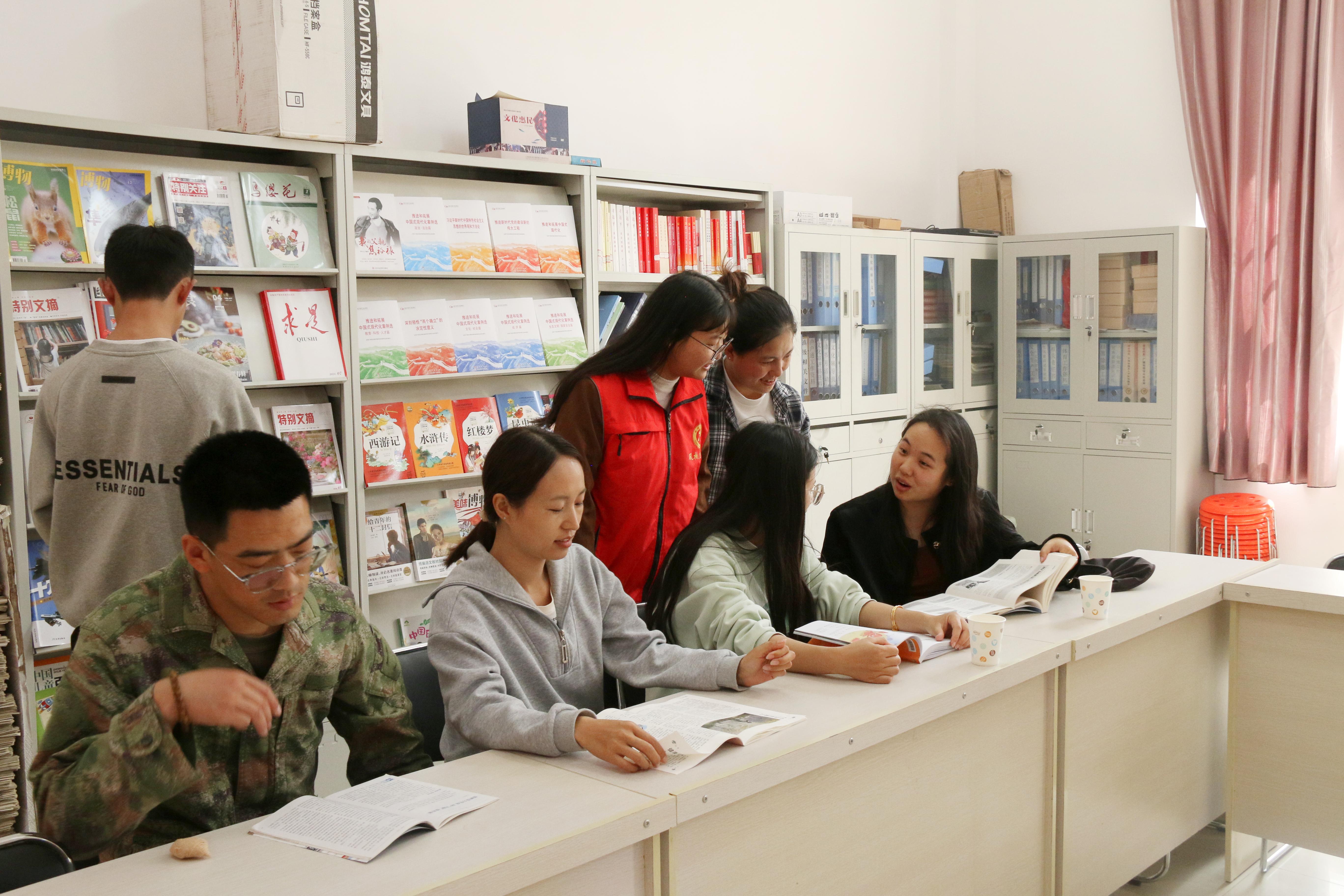 https://manager.ynggwhy.cn/file/group19/M00/03/F3/rBABy2gJj_yEIsu-AAAAAPF1-PM591.jpg