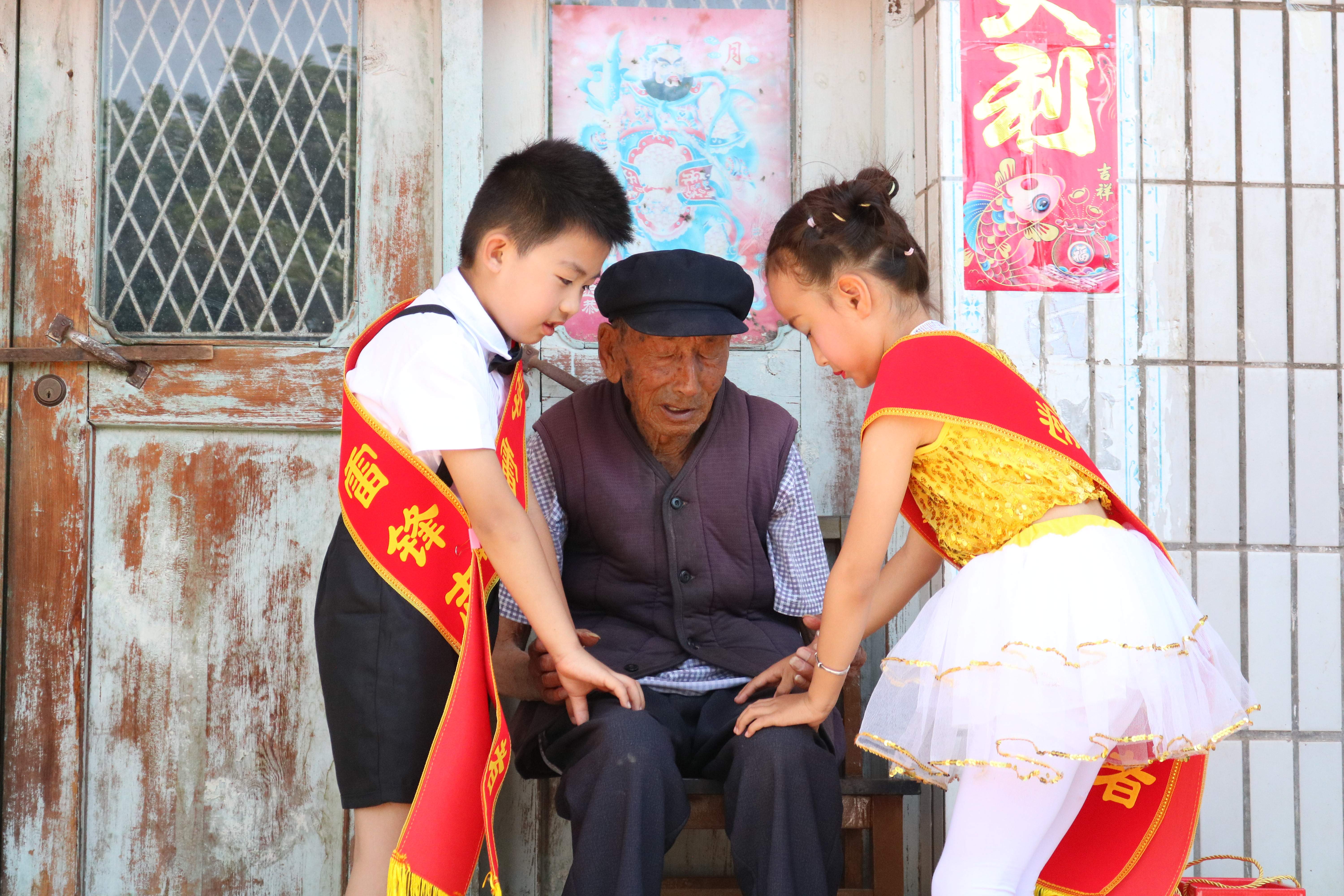 https://manager.ynggwhy.cn/file/group20/M00/02/B5/rBABlmgJr4-ESSCpAAAAAOIsDmw778.jpg