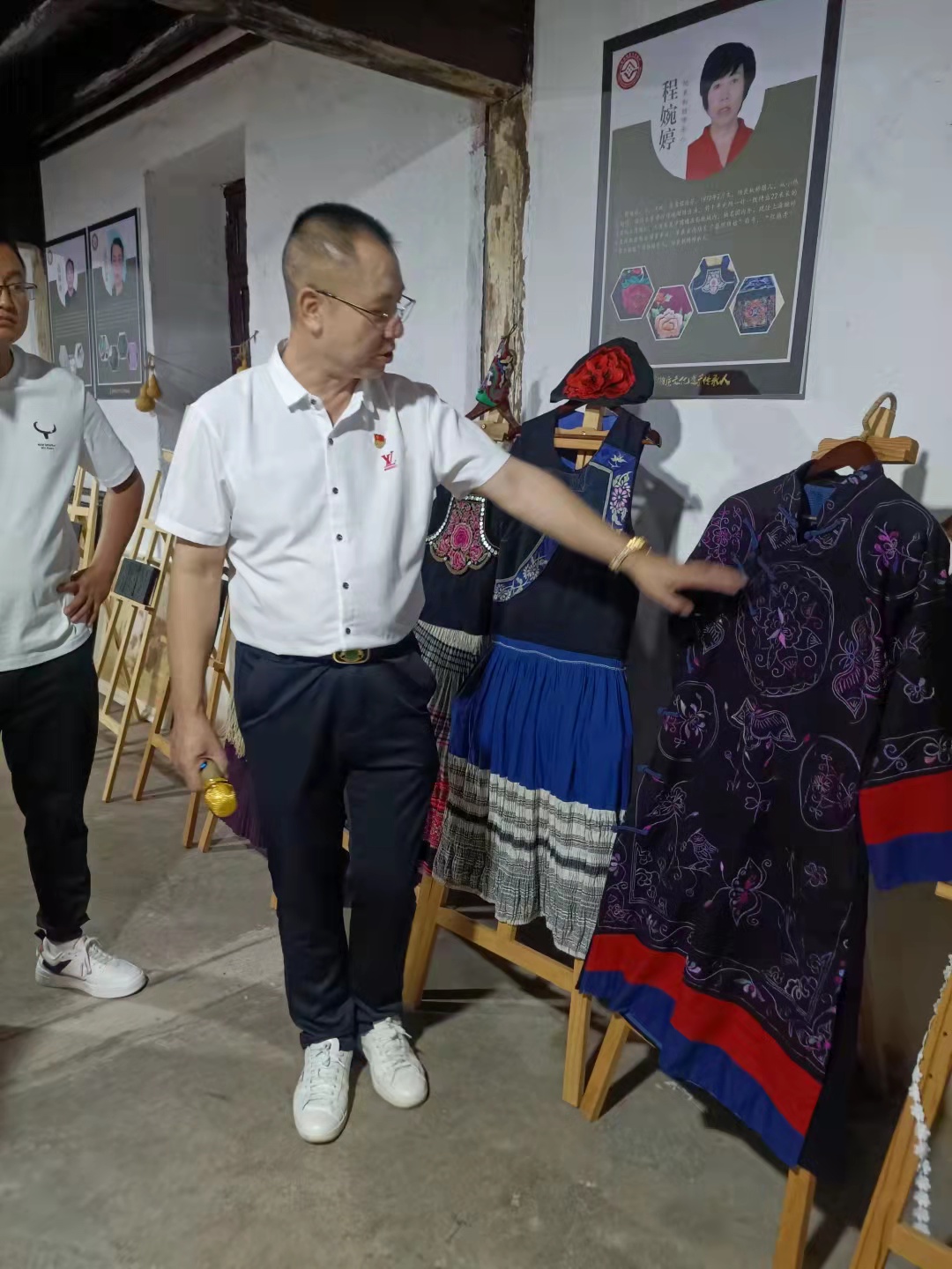 https://manager.ynggwhy.cn/file/group6/M00/04/ED/rNYBg2FEO-KEUNqTAAAAAKF2fJw419.jpg