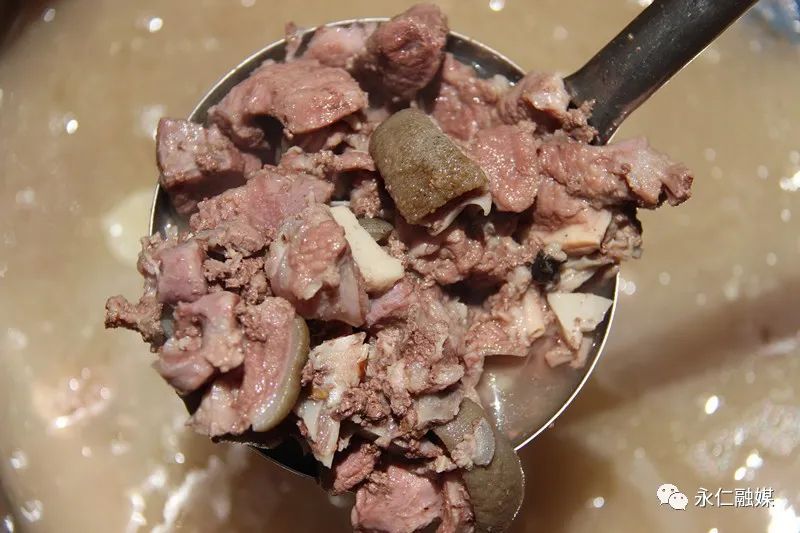 永仁:彝家风味美食羊汤锅——永仁县文化馆